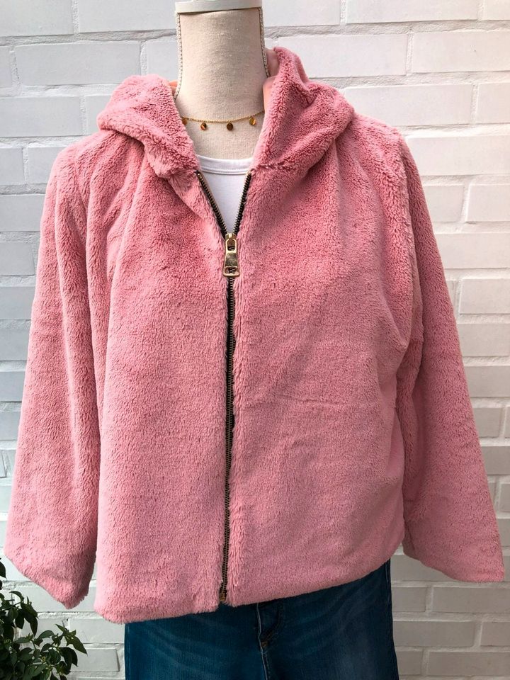 Teddyfell-Jacke, rosa, Gr. S/M/L, neuwertig in Grevenbroich