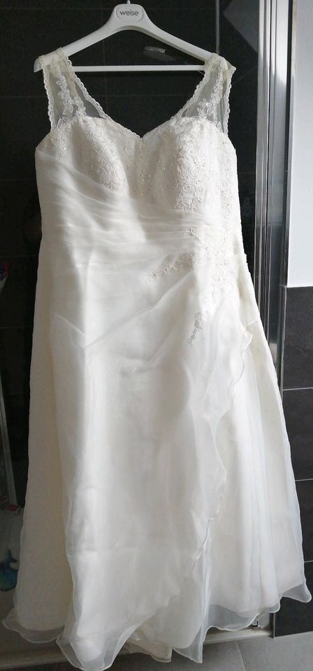 Brautkleid Gr 50 in Bobitz