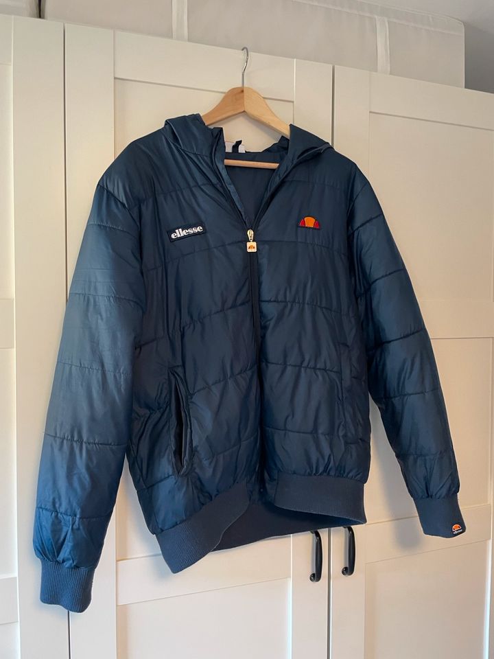 Ellesse Jacke Blau in München