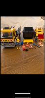 Playmobil Baustelle 70444 LKW mit Wechselaufbau Bobcat Walze usw. Bayern - Großheubach Vorschau