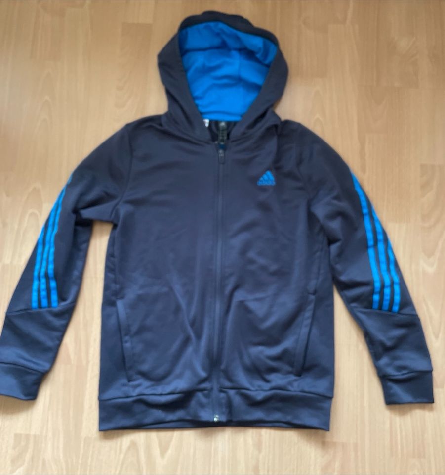 Sportjacke Adidas 164 in Hofheim am Taunus