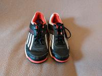 Hallenschuhe,  Adidas,  Größe 39 Düsseldorf - Gerresheim Vorschau