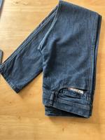 Diesel Tepphar 0669G Herren Slim Tapered Fit Jeans Hose, W30 L32 Rheinland-Pfalz - Wallmerod Vorschau