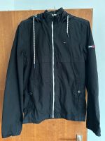 Hilfiger Denim Jacke schwarz M Nordrhein-Westfalen - Herdecke Vorschau