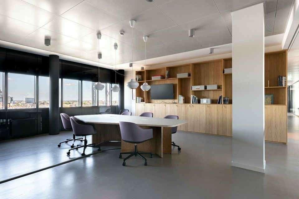 Wunderschön eingerichtete Büroräume für 3 Personen in Spaces Kallmorgen Tower in Hamburg