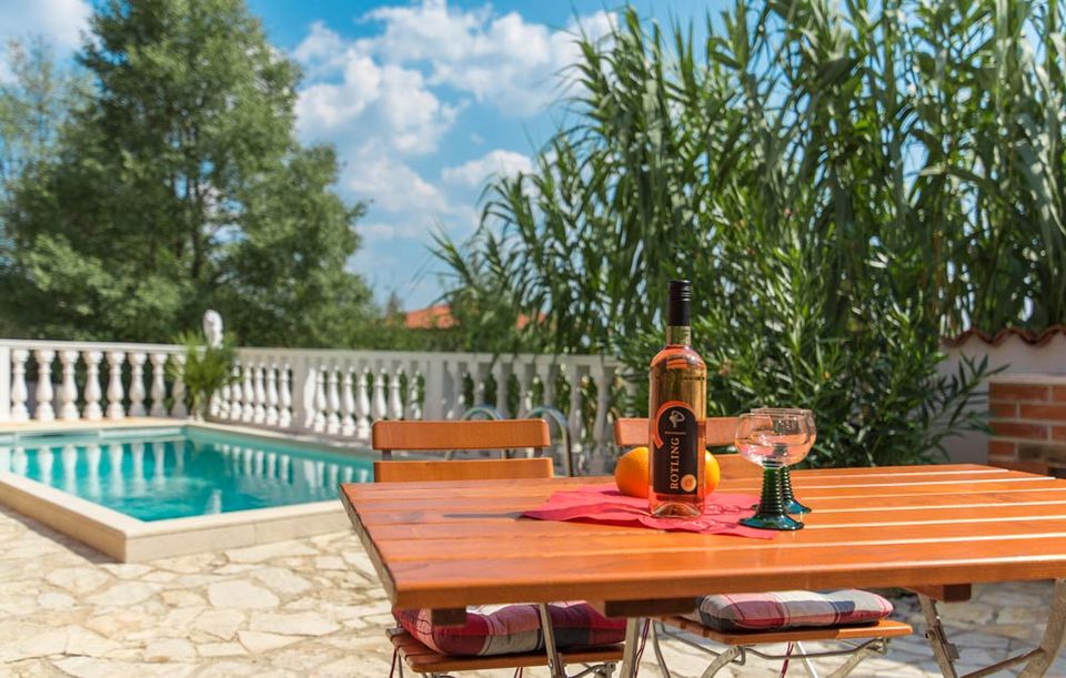 Ferienhaus-Villa Kroatien/ Istrien 8 P. POOL ab € 1263,-/Woche in München