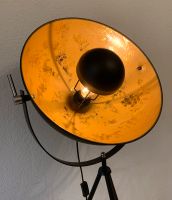 Design Stehlampe von Hofstein, schwarz, goldener Schirm Hessen - Gießen Vorschau