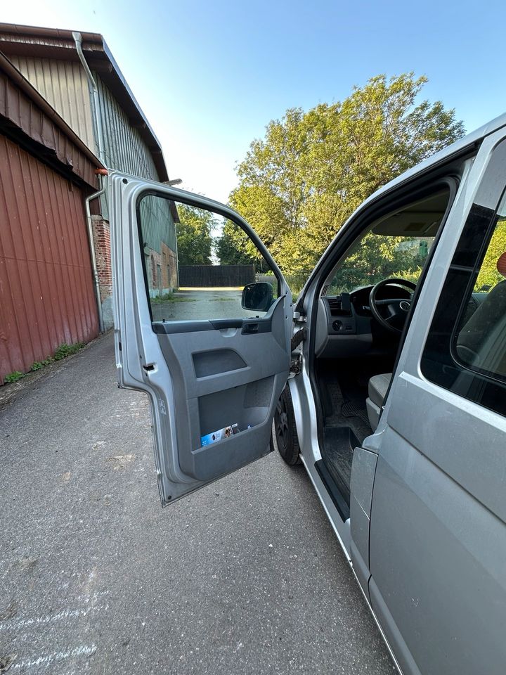 VW T5 2.5 TDI 130PS in Steinbergkirche