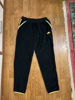 Neu Nike Jogginghose Fleecehose Hose pants fleecepants unbenutzt Berlin - Neukölln Vorschau