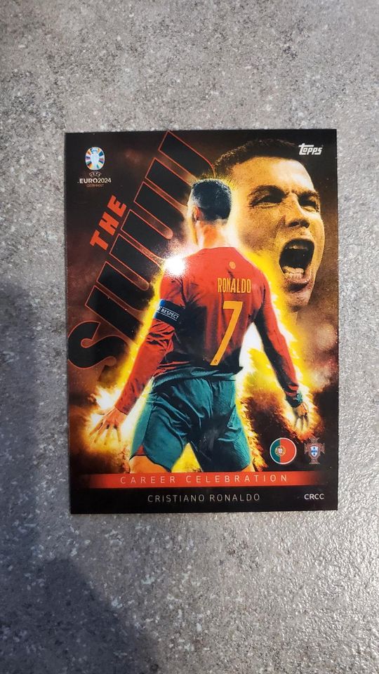 Match Attax Ultra Rare Career Celebration Cristiano Ronaldo Card in Illingen