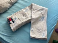 Tommy Hilfiger Hose Jeans gebleicht, Bleached W30 L32 Wolkenhose Baden-Württemberg - Weissach im Tal Vorschau