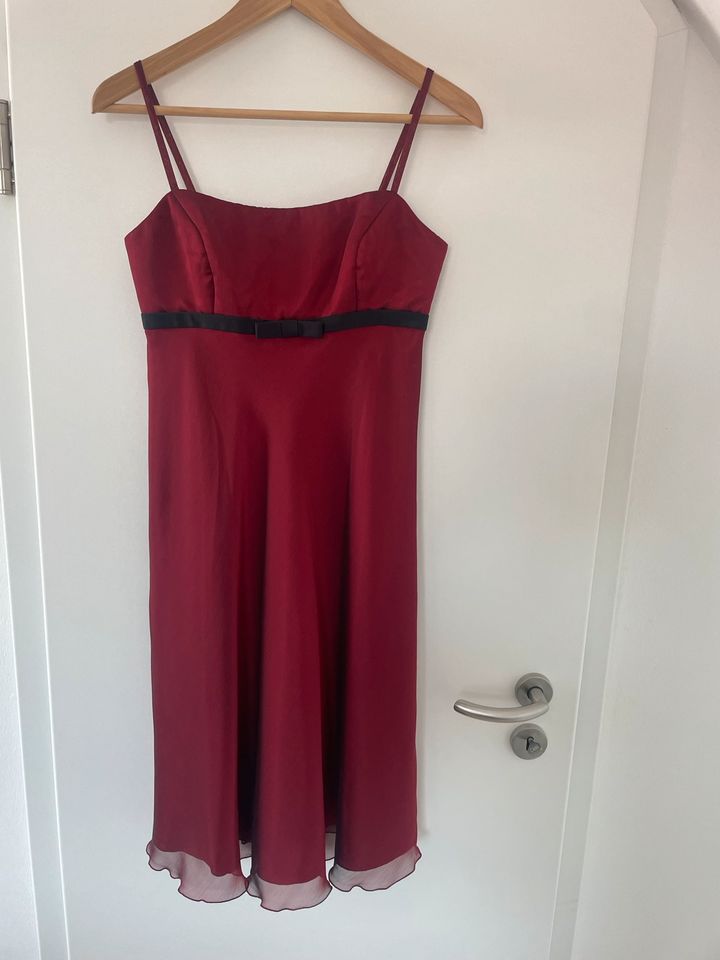 Damen Abendkleid Kleid Größe XS rot Schützenfest Abiball Hochzeit in Drensteinfurt