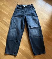 Bershka Baggy Jeans Gr. 32, XXS München - Thalk.Obersendl.-Forsten-Fürstenr.-Solln Vorschau