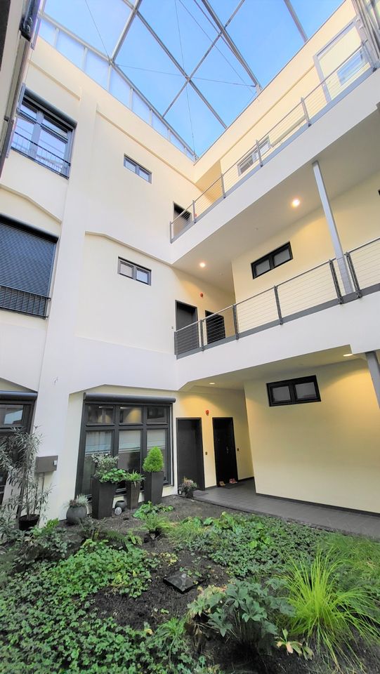 Loft mit großem Balkon und Wasserblick in Berlin