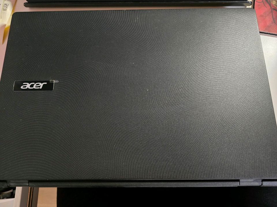 Acer aspire ES17 in Neuwied