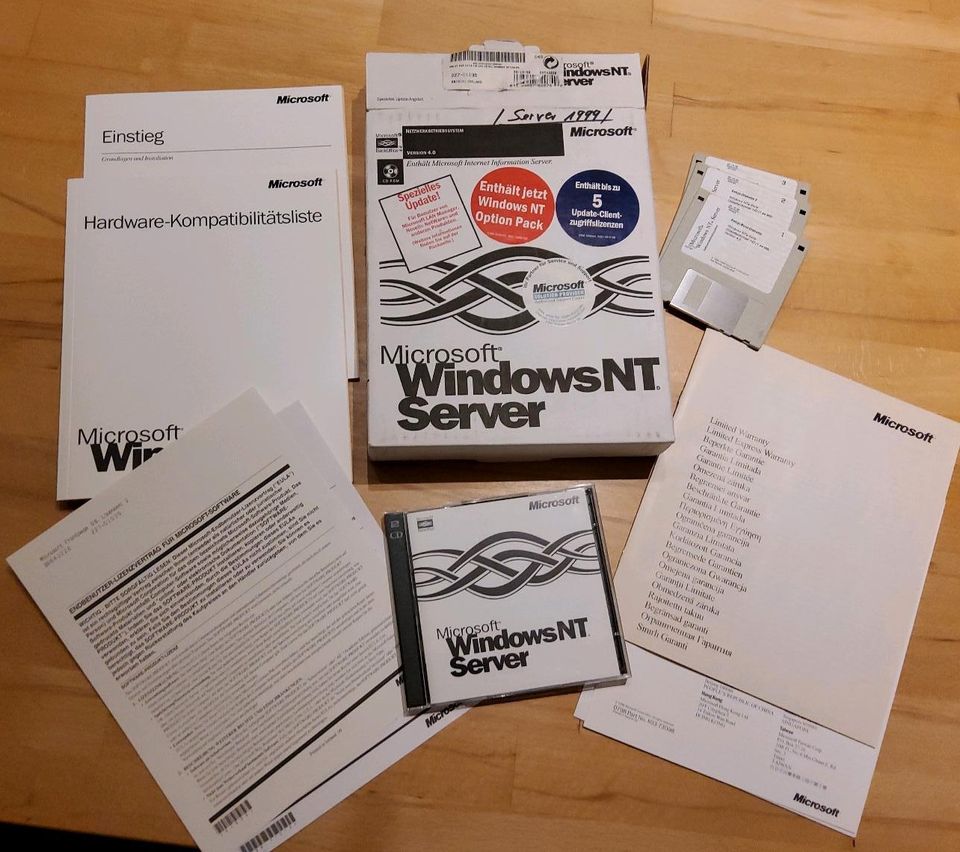 Microsoft Windows NT Server 4.0 inkl. 5 Client Lizenzen OVP in Bochum