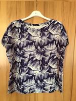 Hugo Boss Damen Bluse Seide Gr XL Sachsen - Freital Vorschau