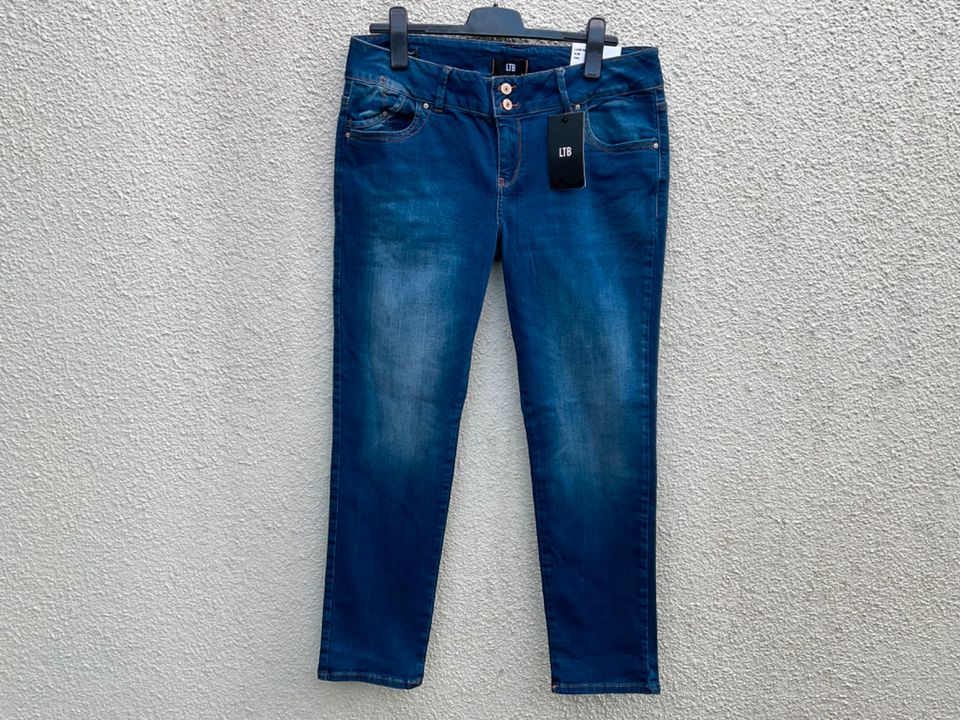 LTB Jeans Molly Low Rise  Slim blau Größe W34 L30 neu in Nürnberg (Mittelfr)