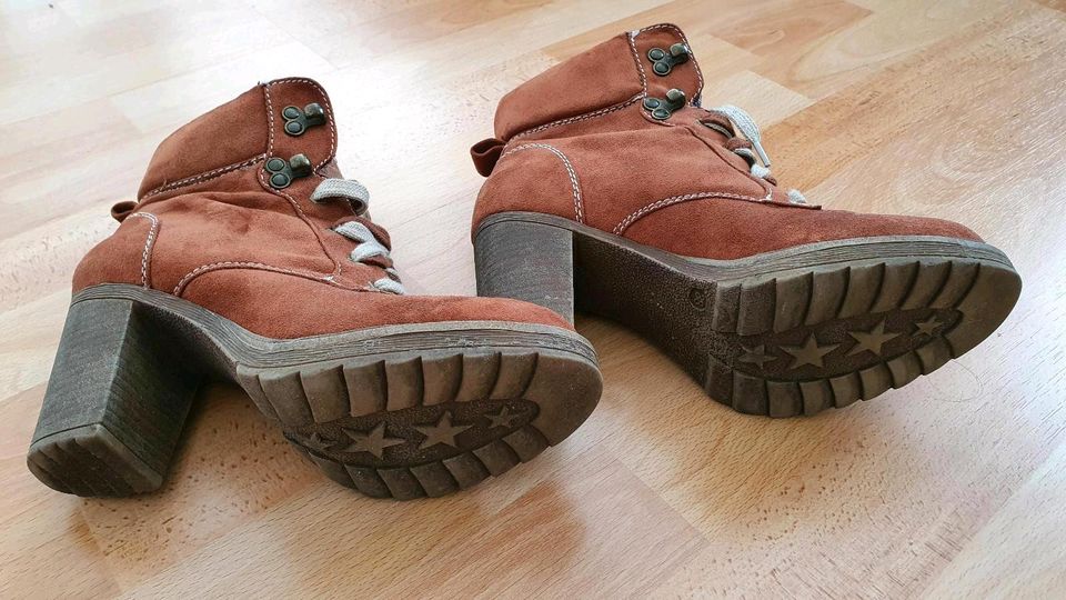 Boots Damen Schuhe Stiefel Stiefeletten braun Größe 38 in Mainz