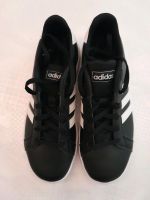 Adidas Turnschuhe schwarz Gr. 36 Thüringen - Friedrichroda Vorschau