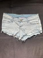 Shorts Jeansshorts Gr. 34 XS Berlin - Wilmersdorf Vorschau