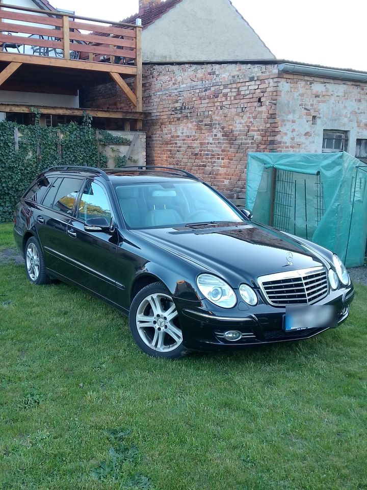                     Mercedes Benz E280, T-Modell, MoPf
