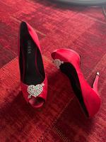 Damen Schuhe Guess, Gr. 38 Bayern - Donauwörth Vorschau