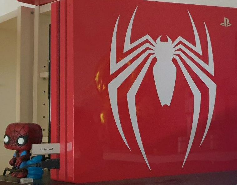 ⭐Playstation 4 Pro Spiderman Limited Edition 9.00 JB⭐ in Hamburg