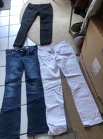 Hosen Damen Mädchen Bootcut 32, 40,42 Jeans Damenhosen München - Allach-Untermenzing Vorschau