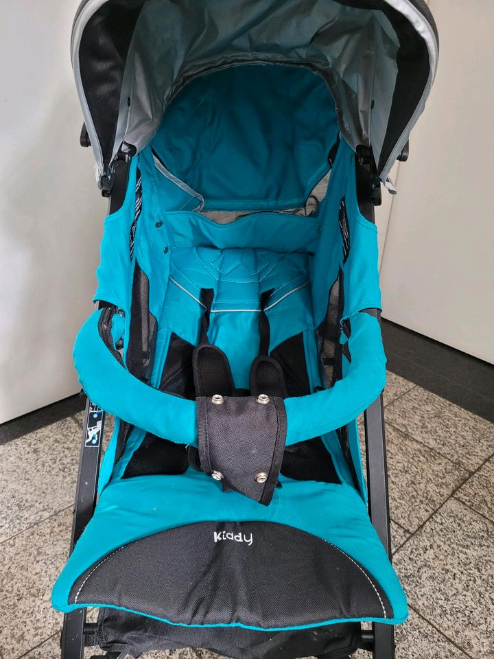 Buggy Kinderwagen vom Kiddy wie NEU in Mönchengladbach