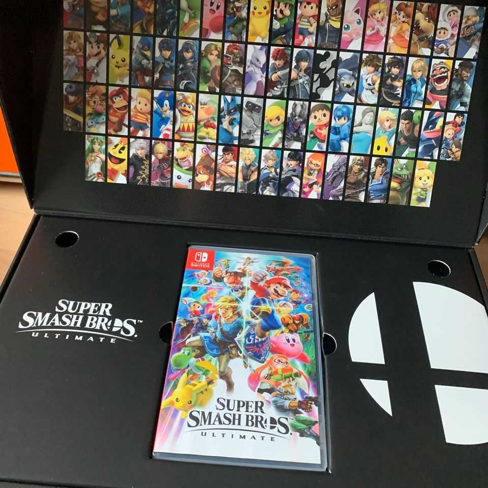 Nintendo Switch x Super Smash Bros x Collector Limited Edition GC in Nürnberg (Mittelfr)