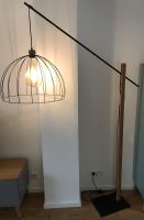 Stehlampe in tollem Design Bielefeld - Bielefeld (Innenstadt) Vorschau