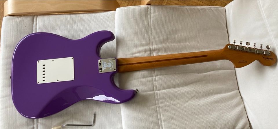 Fender Stratocaster Jimi Hendrix Signature Strat in Willich