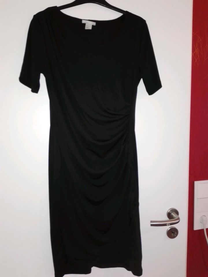 schickes Kleid von H&M, Gr. M in Dietzenbach