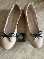 Ungetragen Buffalo Ballerinas beige veganes Leder Gr. 39 Nordrhein-Westfalen - Arnsberg Vorschau