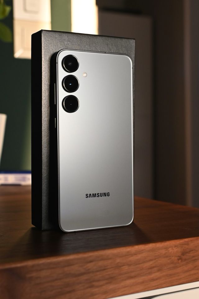 Samsung Galaxy S24 Plus 512GB Onyx Black in Wolfsburg