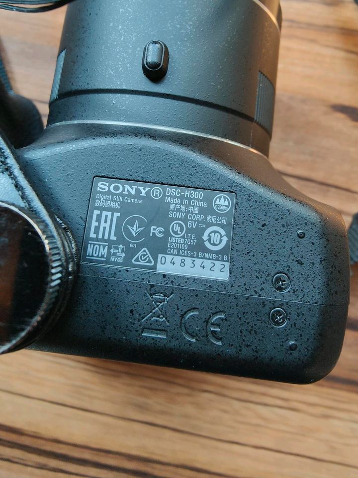 Sony DSC-H300, digital Kamera, gebraucht, top Zustand. in Hattersheim am Main