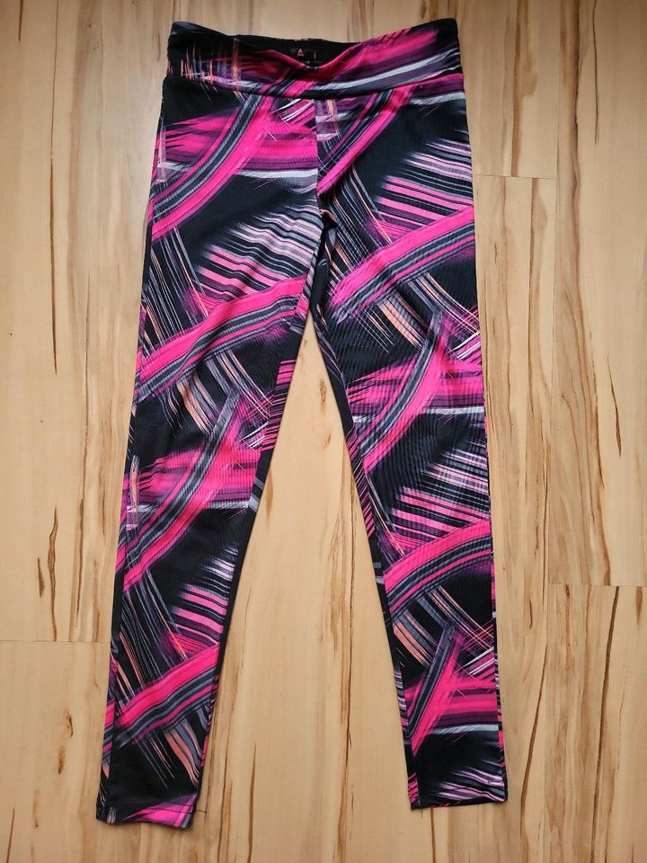 Sport Leggins Gr.140 in Hamburg