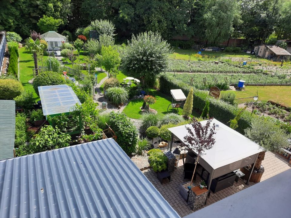 Einfamilienhaus mit Aus- und Anbaumöglichkeiten und angelegtem Garten in Eppelsheim