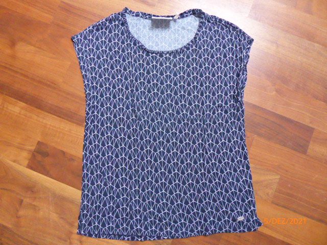 DOBBER - T-Shirt Top Viscose SCHWEDEN blau-weiß XS / 34 -neuw.- in Ehrenkirchen