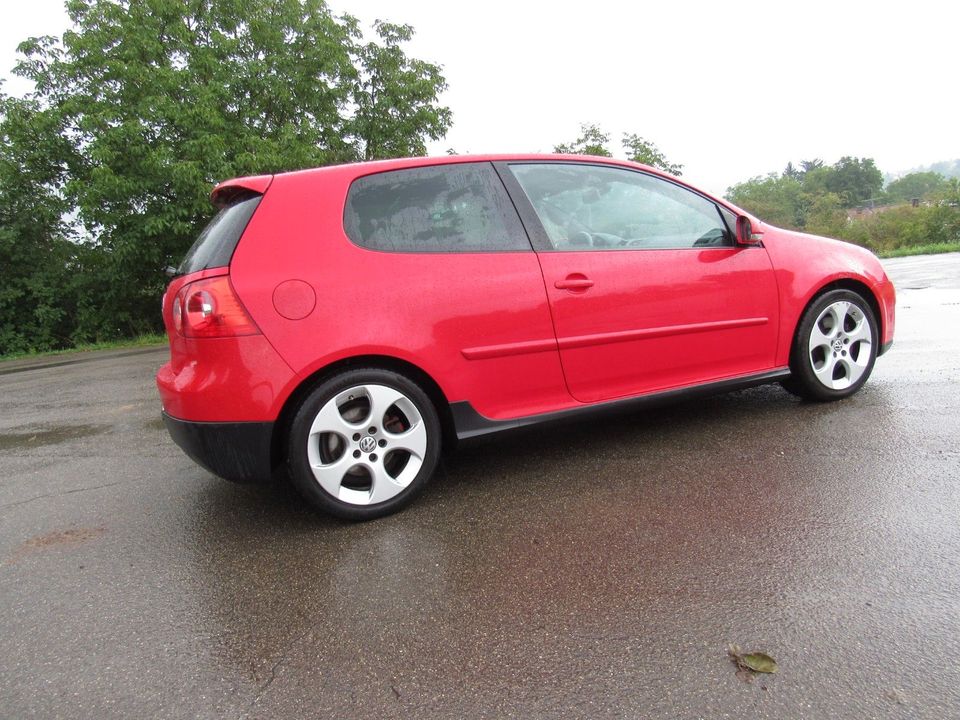 Volkswagen Golf V GTI 2.0 T-FSI*Klima*Sitzh*AHK*8 fach in Hechingen