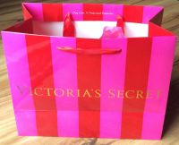Victoria‘s Secret mittlere Geschenktüte rot/pink für Sammler Nordrhein-Westfalen - Burscheid Vorschau