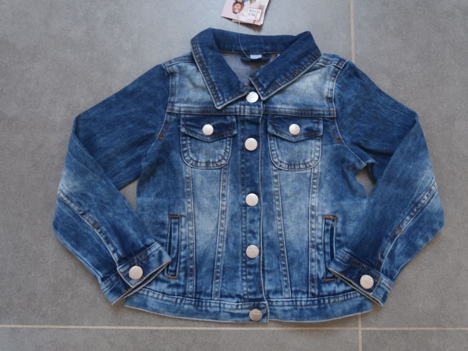 tolle Jeansjacke Gr. 98/104, weiches Material, NEU mit Etikett in Schulzendorf bei Eichwalde