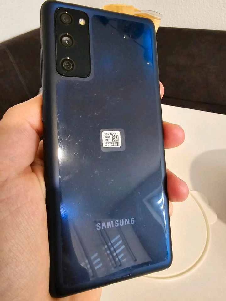 Samsung Galaxy S20 FE 128GB SM-G780G in Bochum