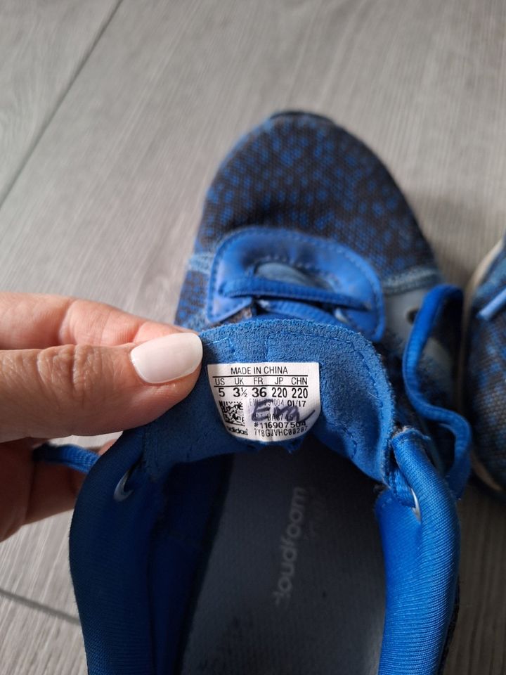 Adidas Sneaker Turnschuhe 36 blau Jungen Mädchen Kinder in Berlin