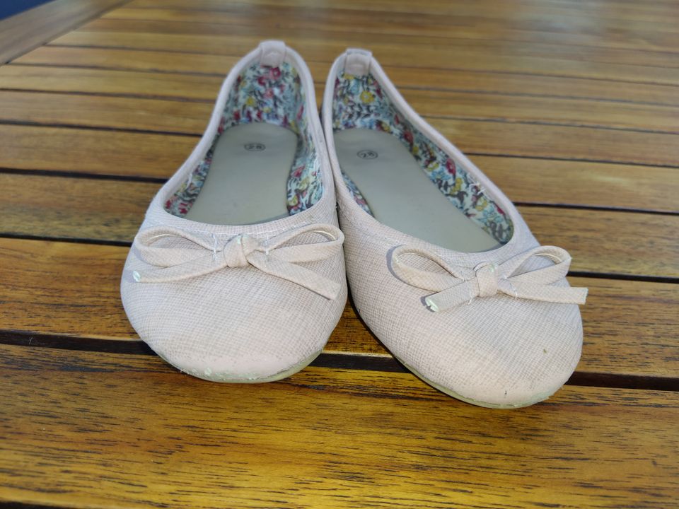 Ballerinas rosé Gr. 28 in Külsheim