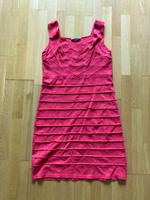 Betty Barclay Bodycon Kleid 42 kirschrot knall-rot w. Neu Rheinland-Pfalz - Nieder-Olm Vorschau