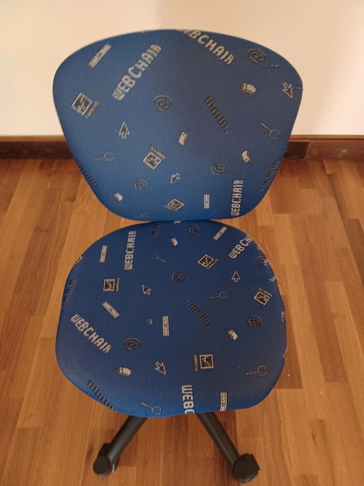 Kinderstuhl / Bürostuhl blau in Lotte