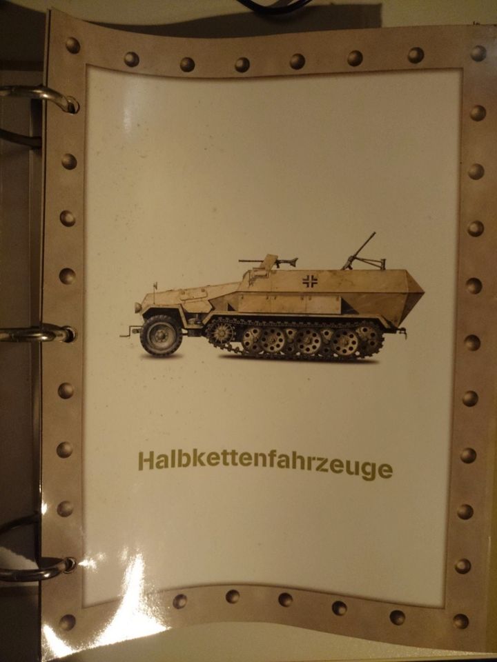 Verkaufe Sammlung "Militärfahrzeuge" 2. Weltkrieg in Guttenberg