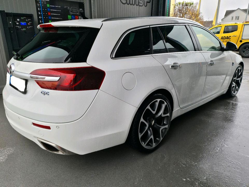 Opel Insignia A OPC Sports tourer 4x4 in Haunetal